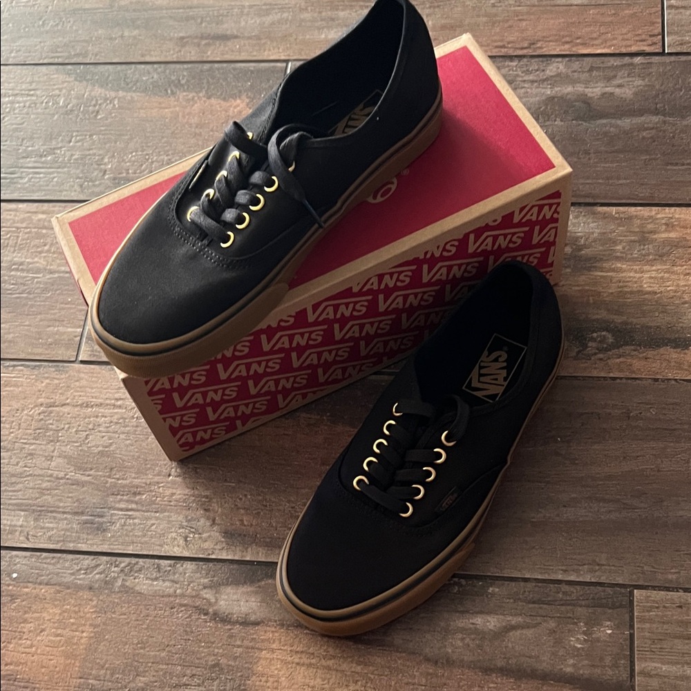 Vans Men's Black and Brown Sneakers